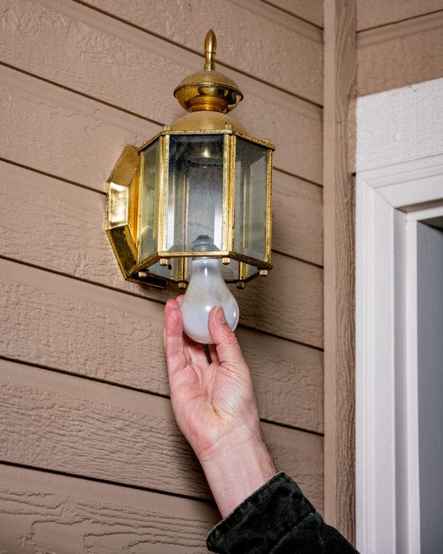 Outdoor Fixture Repair in Littleton, CO